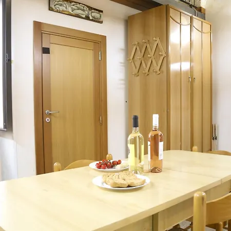 Corte La Volta A Due Piani Тулье